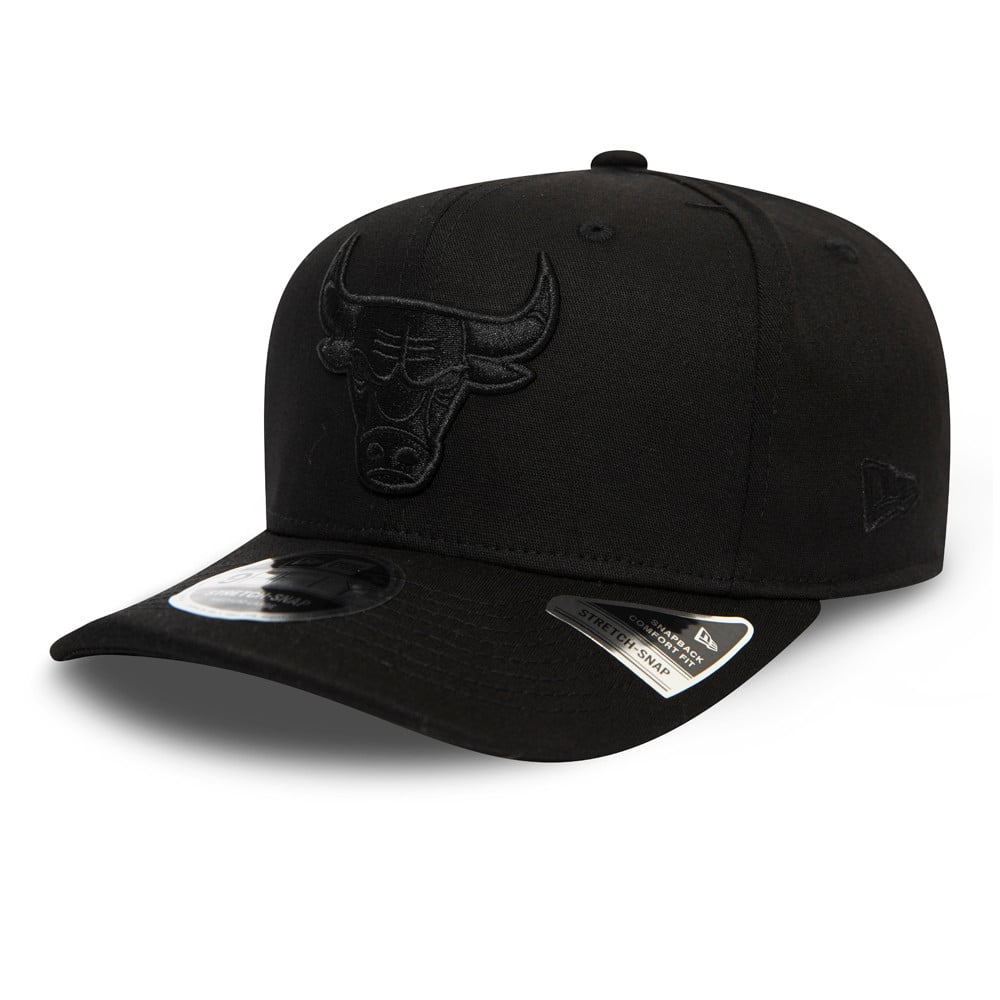slide 2 - 9FIFTY Chicago Bulls Tonal Black Snap Cap