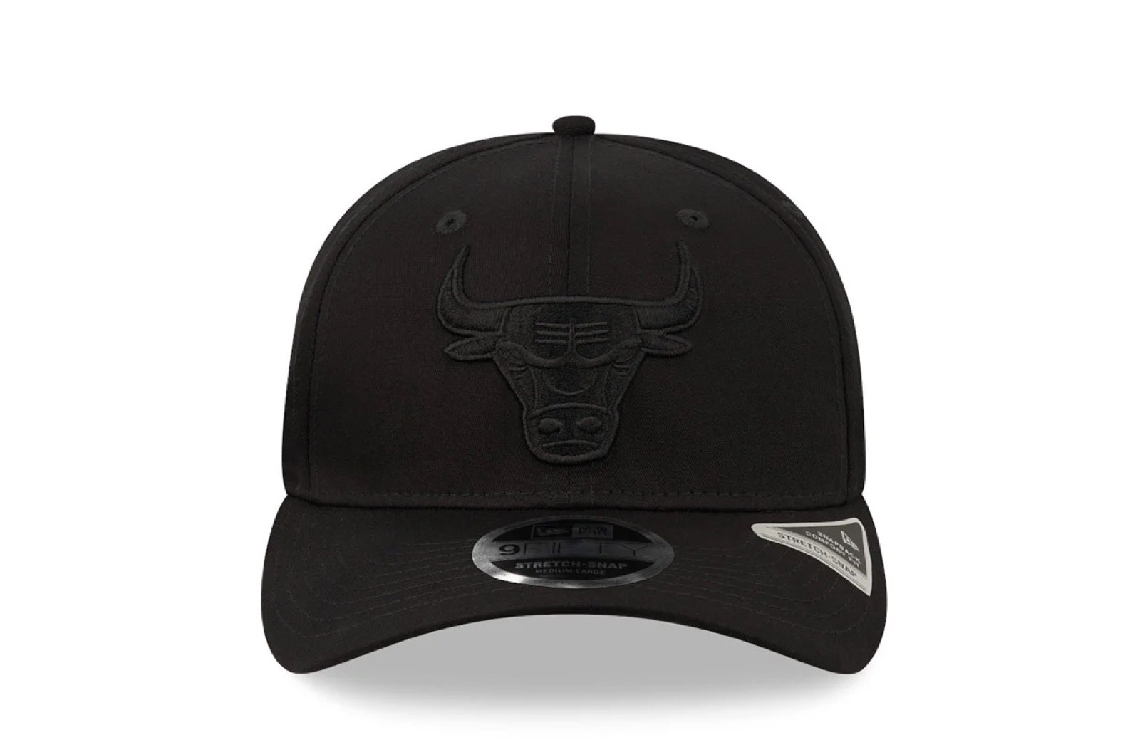 slide 1 - 9FIFTY Chicago Bulls Tonal Black Snap Cap