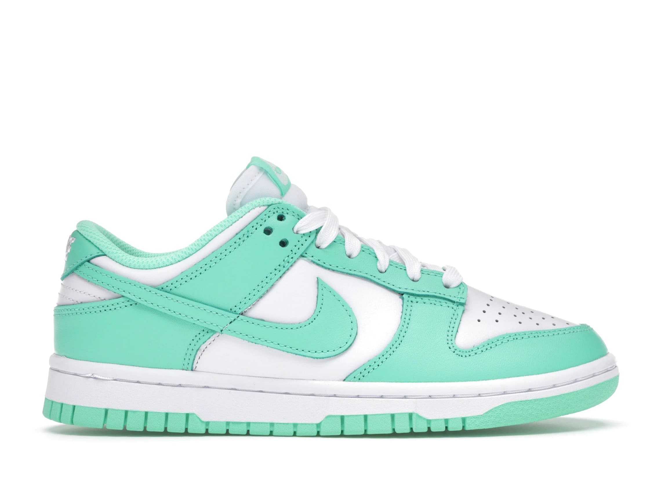 slide 1 - Dunk Low Green Glow (W)