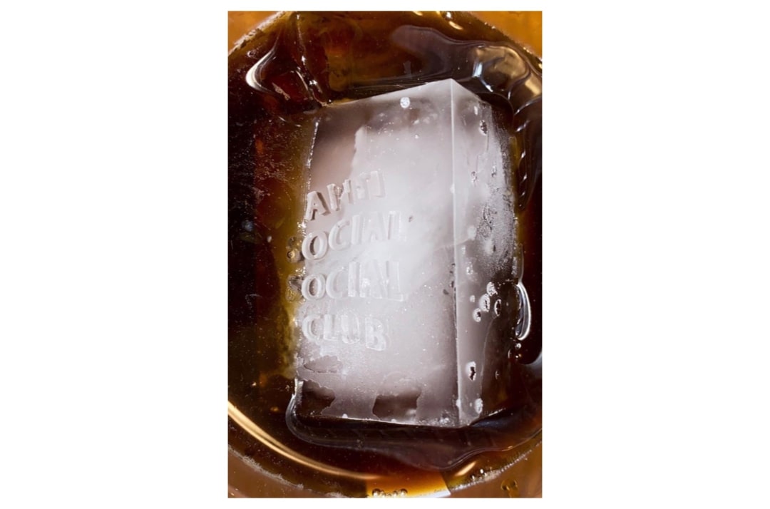 slide 3 - Ice Rink (Ice Mold)