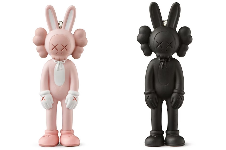 slide 1 - Tokyo First Accomplice Keychain Pink/Black Set (2021)
